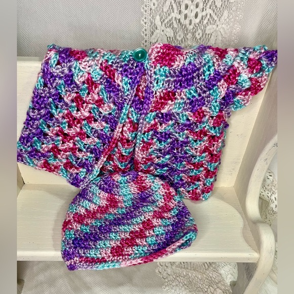 0-3 months Crocheted Baby Girl Set - Picture 2 of 4